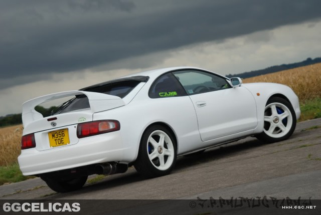 1994 GT-4 Hatchback - Photo 2