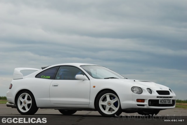 1994 GT-4 Hatchback - Photo 3