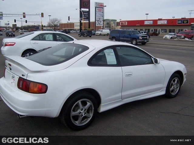 1999 GT Hatchback - Photo 2
