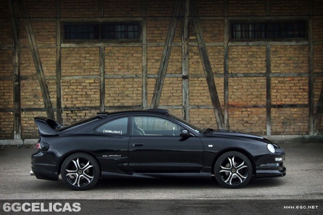 1998 GT-4 Hatchback - Photo 2