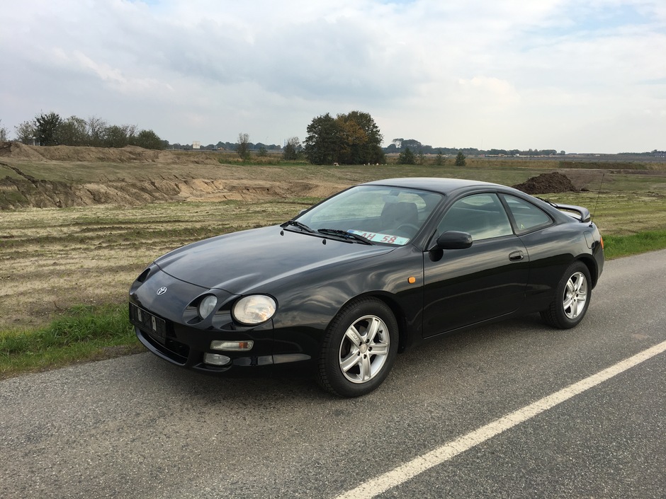 Celica GT 1.8 - Photo 2