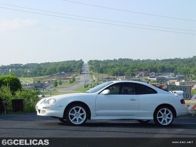 1996 GT Hatchback - Photo 2