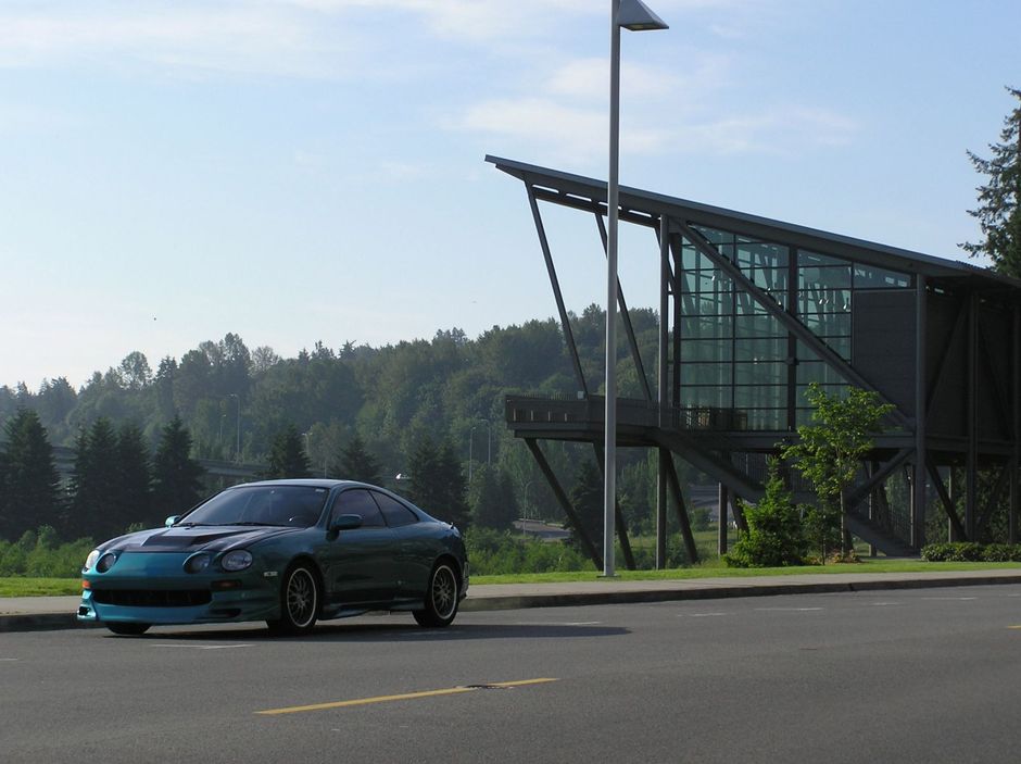 1994 GT Hatchback - Photo 2