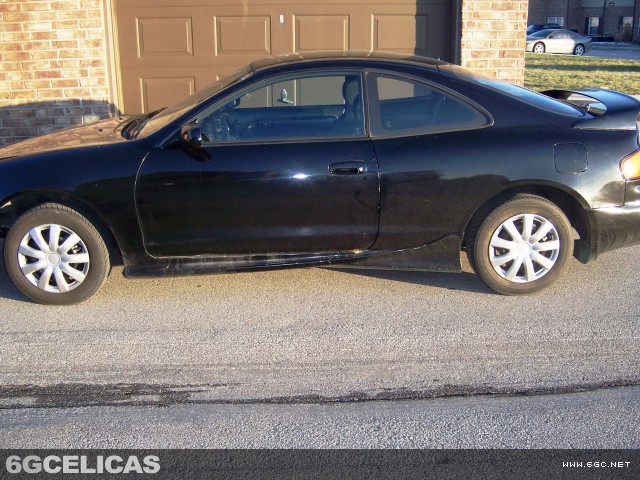 1994 ST Hatchback - Photo 2