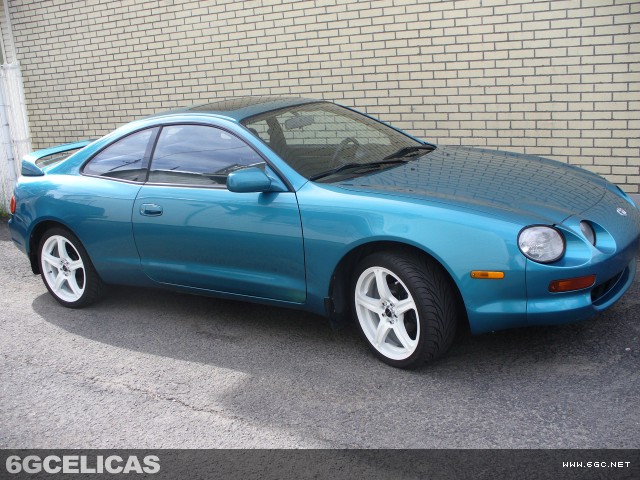 1994 ST Hatchback - Photo 2