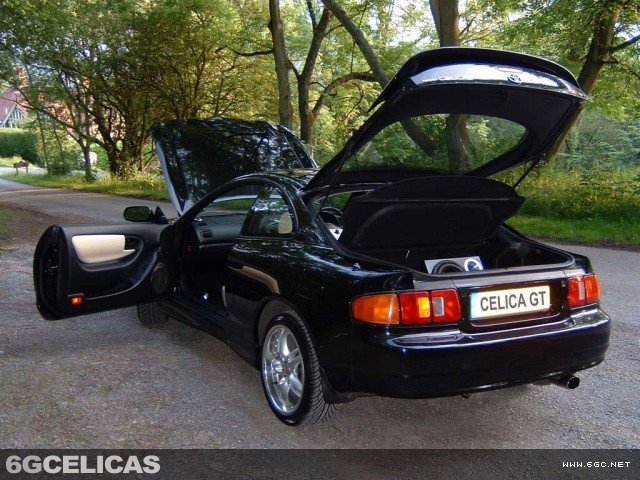 1998 GT Hatchback - Photo 4