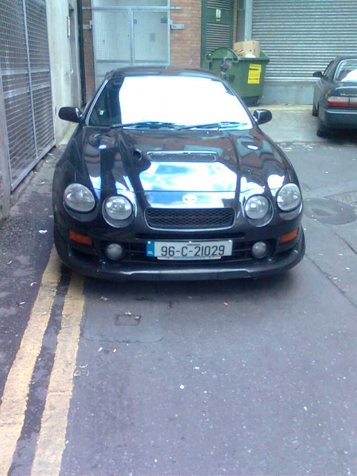 Toyota Celica GT4 ST205 - Photo 2