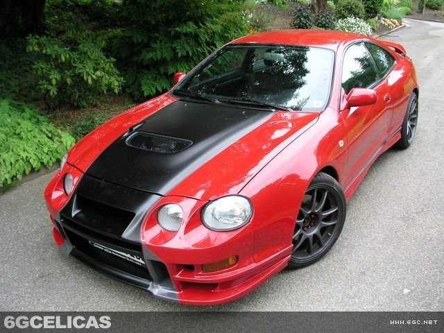 1996 GT-4 Hatchback - Photo 2