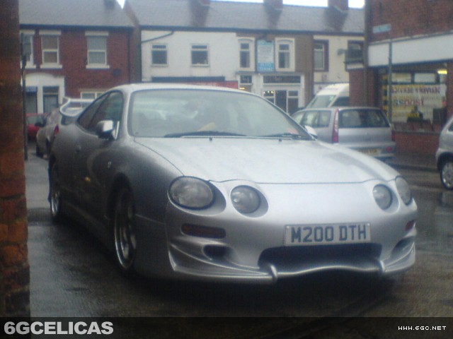 1994 GT Hatchback - Photo 2